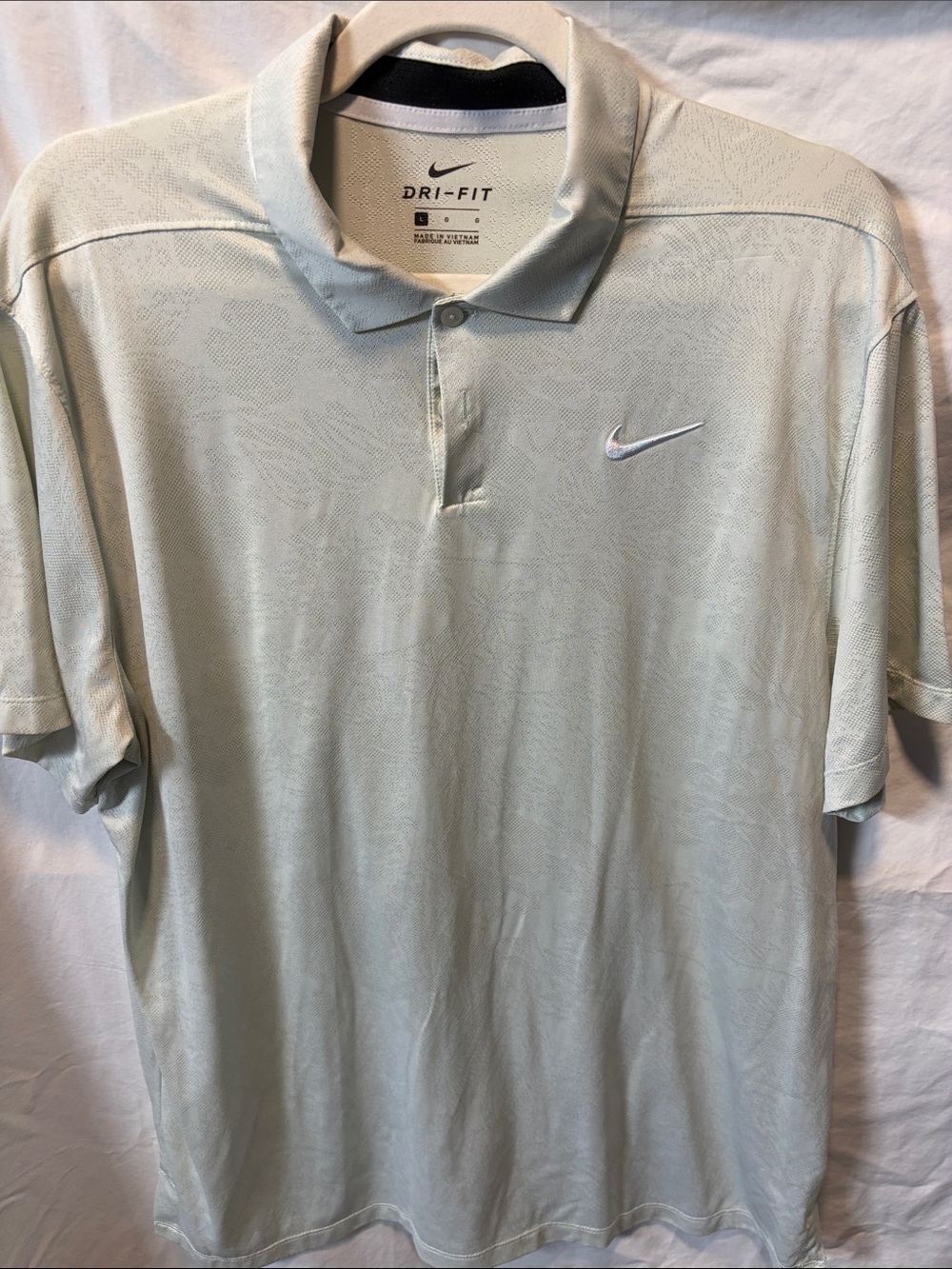 Nike Men's Polo Shirt in Light Sage